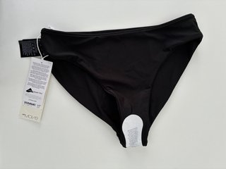 Braga bikini deportivo Move negra Talla M