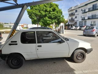 Peugeot 205 comercial