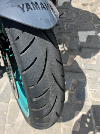 Yamaha MT-09 2023 A / 95 CV deslimitada.