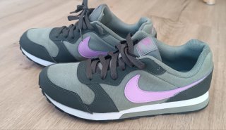 Tênis Nike Unissex Tamanho 38