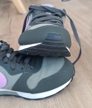 Tênis Nike Unissex Tamanho 38