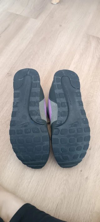 Tênis Nike Unissex Tamanho 38