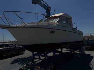 Barco Beneteau Antares 805