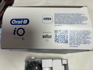 Cepillo Eléctrico Oral-B iO Series 5s Negro Mate