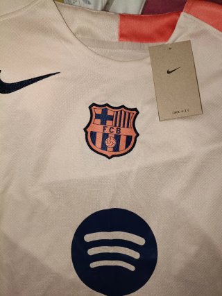 Camiseta Nike Barça Beige y Naranja
