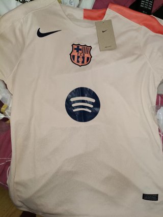 Camiseta Nike Barça Beige y Naranja