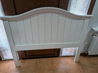 Cabecero de madera blanco