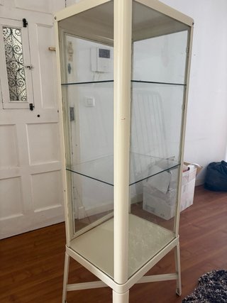 Vitrina de cristal y metal beige. Regalo!!!
