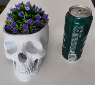 Figura Calavera con Flores Moradas