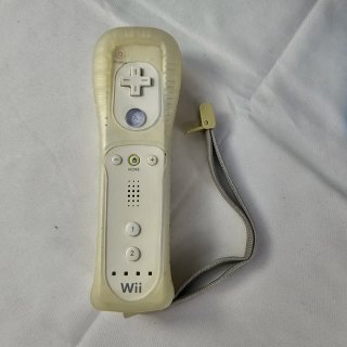 Nintendo Wii + Wii Fit Plus + Wii Sports