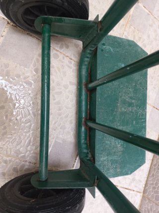 Carretilla almacen  Rueda maciza