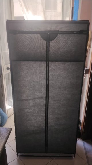 Armadio portascope in tessuto grigio