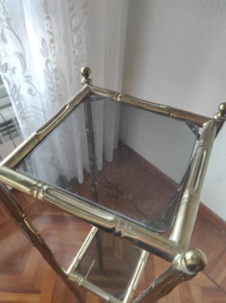 Estantería decorativa bambú y cristal