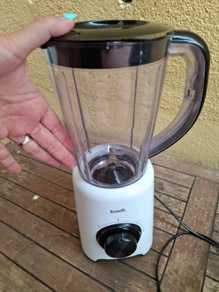Licuadora Kunft Blanca
