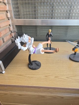 Figura Luffy Gear 5 One Piece