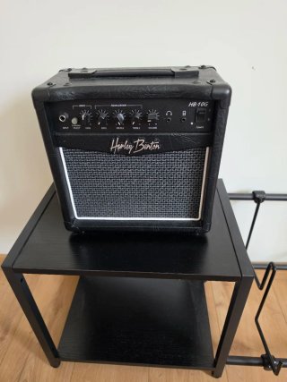 Guitarra Eléctrica Harley Benton + Amplificador