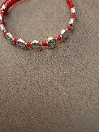 Pulsera San Benito Roja y Plateada
