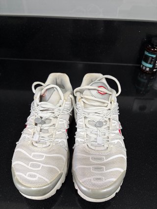 Nike TN 36.5 Blancas Rojas Poco Uso