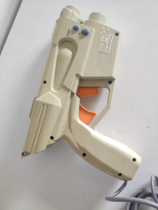 Pistola para Sega Dreamcast Interact Starfire
