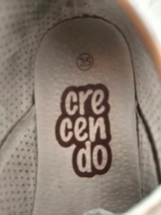 Zapatos niño perforados talla 35