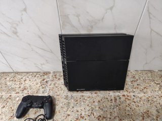 PS4 (PlayStation 4) + 11 Juegos