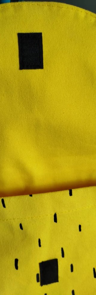 Mochila Monstruo Amarillo