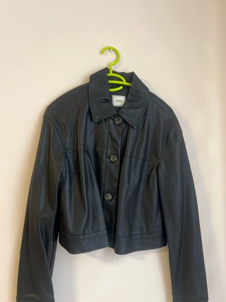 Chaqueta polipiel vintage negra