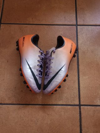 Botas de fútbol Nike Mercurial Talla 34