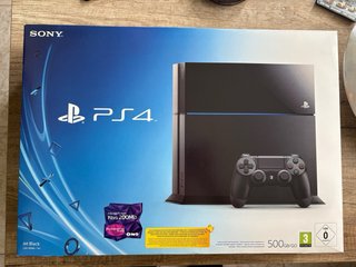 PS4 500GB + 2 Mandos + 6 Juegos Con caja