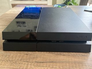 PS4 500GB + 2 Mandos + 6 Juegos Con caja