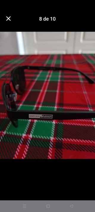 Gafas de sol Emporio Armani negras y plateadas