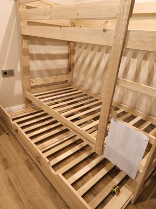 Litera triple de madera. Urge venta