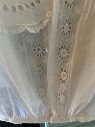 Blusa Vintage Bordada Blanca Talla XS