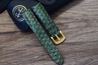 Correa de piel de tilapia auténtica verde