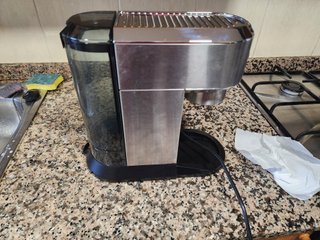 Cafetera Espresso DeLonghi Dedica