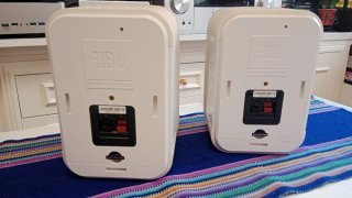 Altavoces JBL CONTROL ONE PRO Blanco