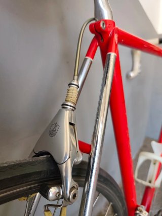 Bicicleta Pinarello Montello Roja