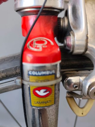 Bicicleta Pinarello Montello Roja