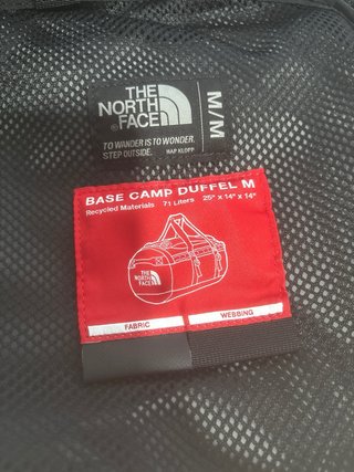 The North Face Base Camp Duffel M Negra