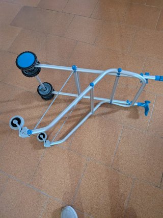 Andador Plegable con Ruedas