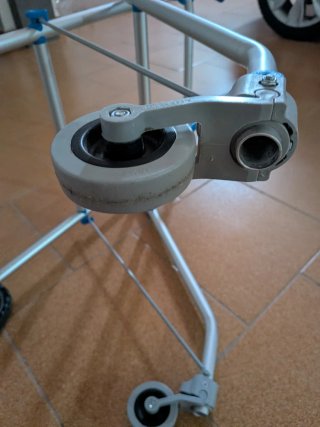 Andador Plegable con Ruedas