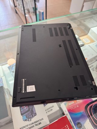 Portátil Lenovo ThinkPad AMD Ryzen 5 PRO