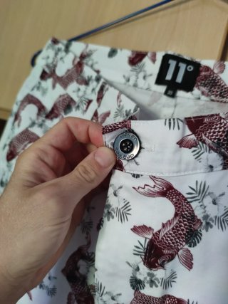 Bermudas Eleven Degrees Koi