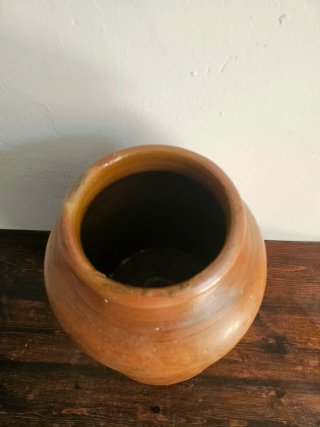 Orza antigua de barro cocido artesanal cerámica