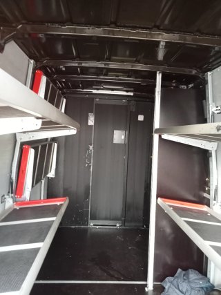 Estanterías para furgoneta,mampara cabina y forros