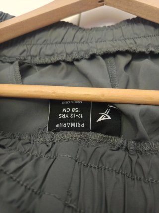 Pantalones deportivos Primark verdes
