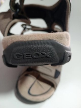 Sandalias Geox Beige y Azul