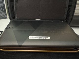 Nintendo 3DS XL Edición Especial Zelda Dorada