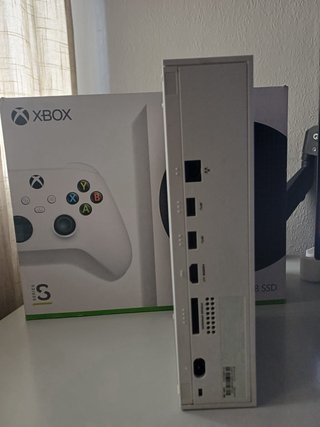 Xbox Series S 512GB con Hello Kitty