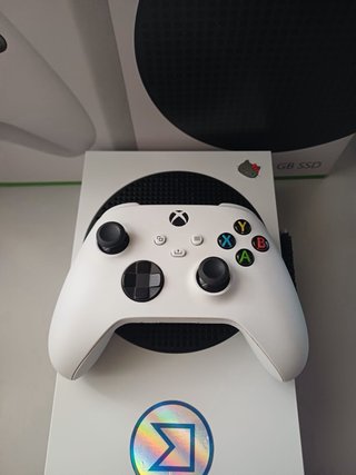 Xbox Series S 512GB con Hello Kitty